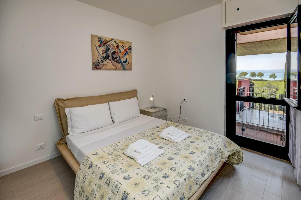 Holiday Sirmione Apartments Exterior photo